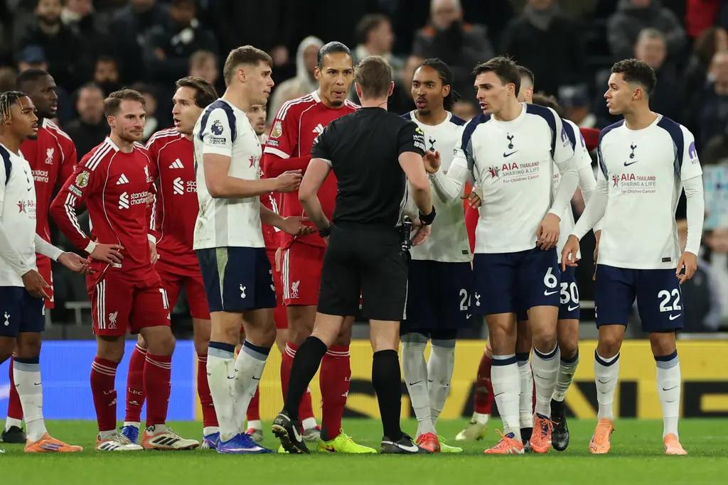 Liverpool, Tottenham Hotspur survive a storm of chaos