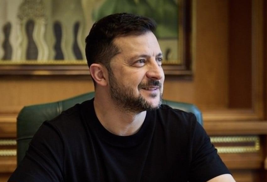 Zelensky mempresentasikan 20 poin rencana perdamaian dengan Rusia